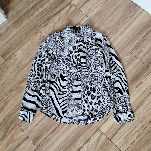 Beulah Style Leopard Zebra Animal Print Button Down Shirt in Black & White - Picture 1 of 11